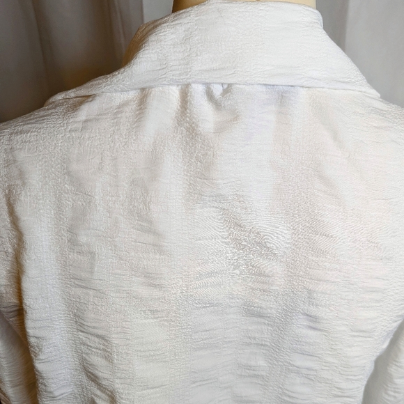 PrettyLittleThing | Women's | Textured Tie Front Shirt | Size 4 - Picture 6 of 12